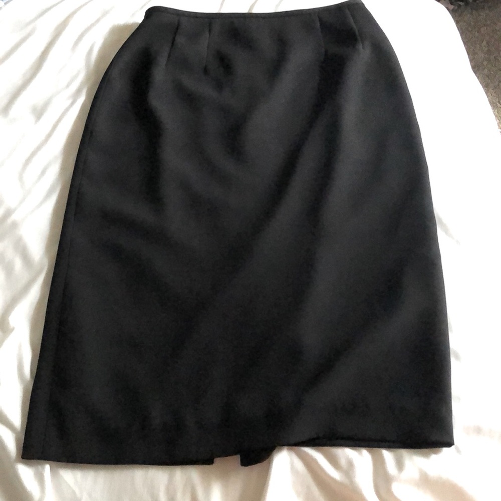 Black pencil skirt